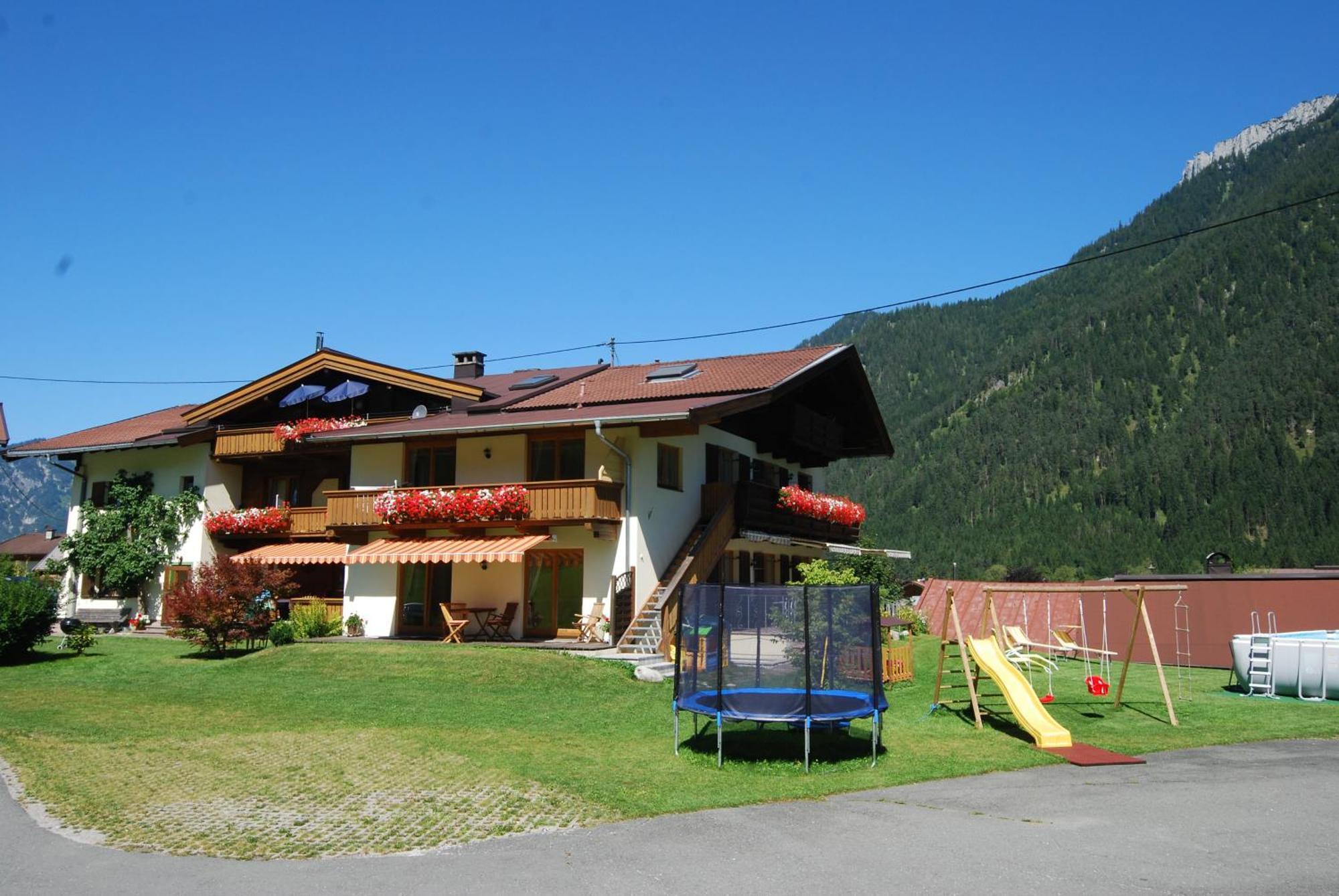 Gaestehaus Luise Waidring Exterior foto
